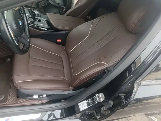 BMW 5 Series — Фото автомобиля 14