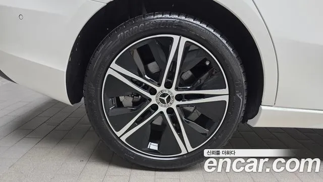 Mercedes-Benz A-Class — Фото автомобиля 4