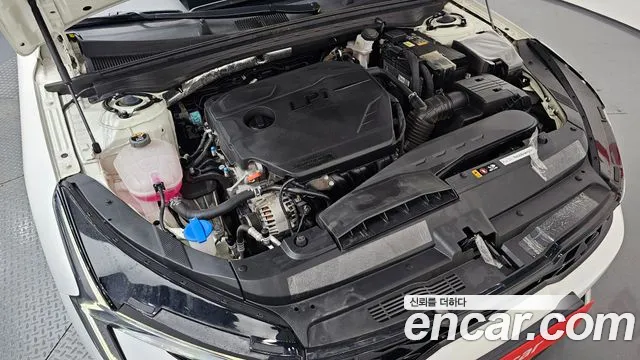 Kia K5 Новый K5 3 поколение 2.0 LPi(Для проката) — Фото автомобиля 6