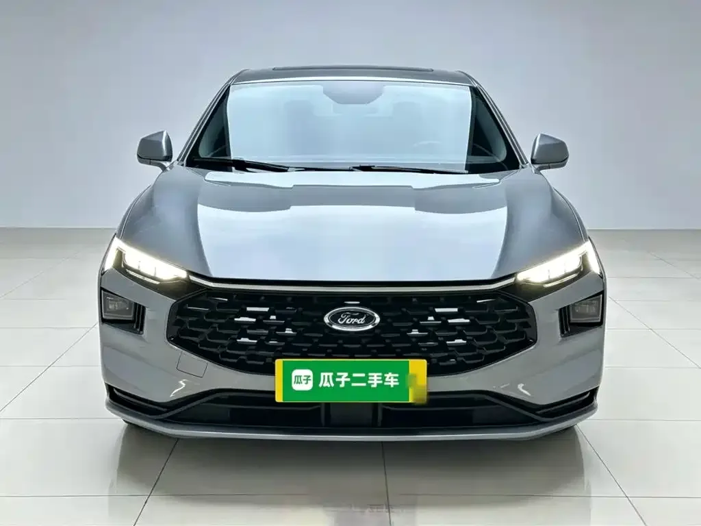 Ford Mondeo 2025 1.5T EcoBoost Elegance — Фото автомобиля 2