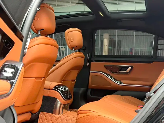 Mercedes-Benz S-Class — Фото автомобиля 8