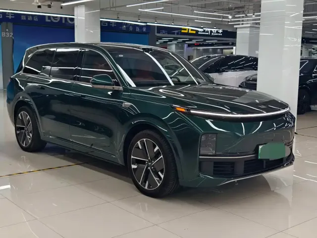 Li Auto L9 — Фото автомобиля 2