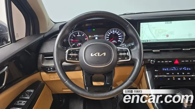 Kia Carnival Generation 4 — Фото автомобиля 18