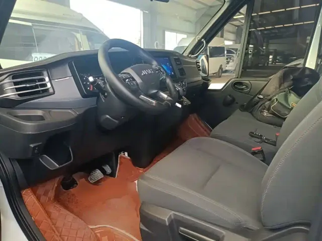 JMC Fushun — Фото автомобиля 14
