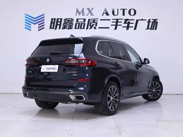 BMW X5 — Фото автомобиля 7