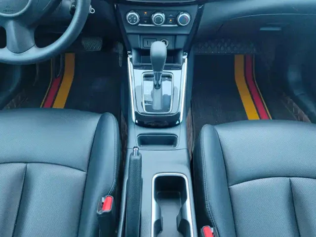 Nissan Sylphy 2024 Classic 1.6XL CVT Luxury Edition — Фото автомобиля 16