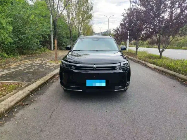 Aito M7 — Фото автомобиля 3