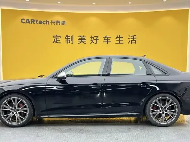 Audi S4 — Фото автомобиля 7