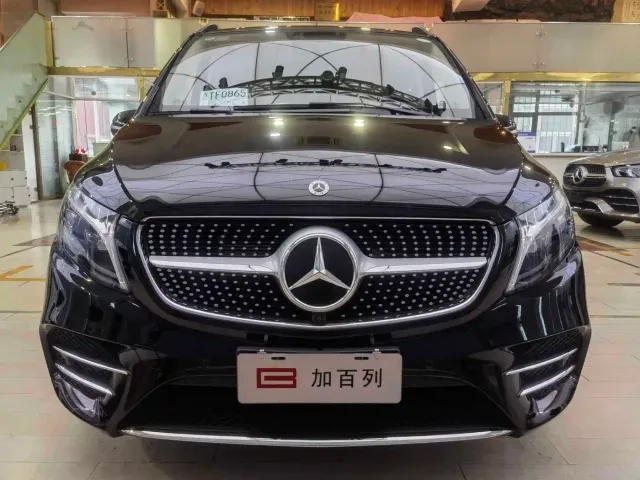 Mercedes-Benz V-Class — Фото автомобиля 2
