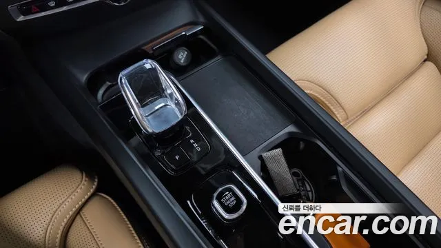 Вольво V60 V60 Cross Country 2 поколение B5 Ultimate AWD — Фото автомобиля 4