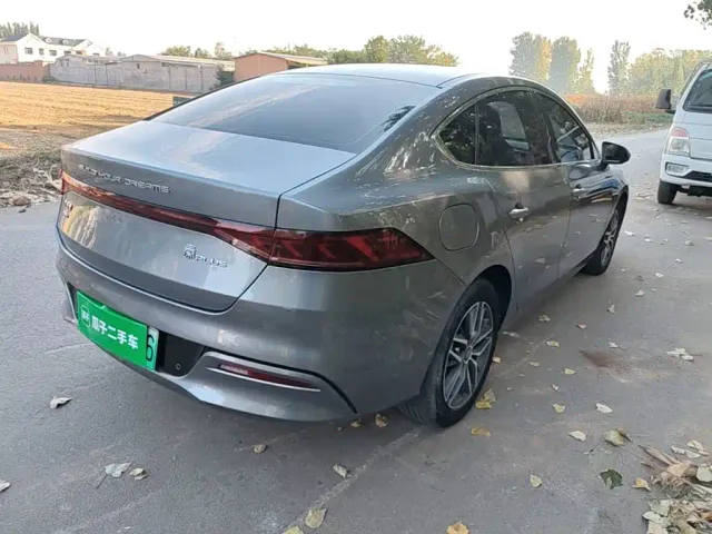BYD Qin PLUS — Фото автомобиля 6