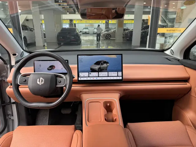 Leapmotor C10 — Фото автомобиля 10
