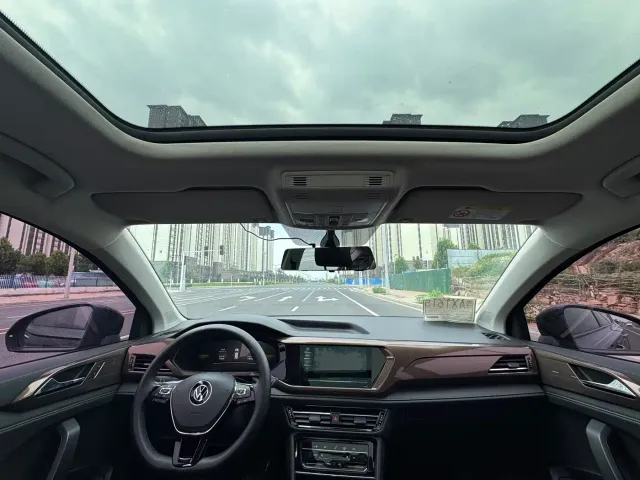 Volkswagen Tharu — Фото автомобиля 11