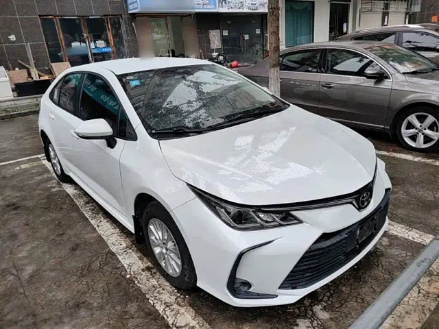 Toyota Corolla — Фото автомобиля 3