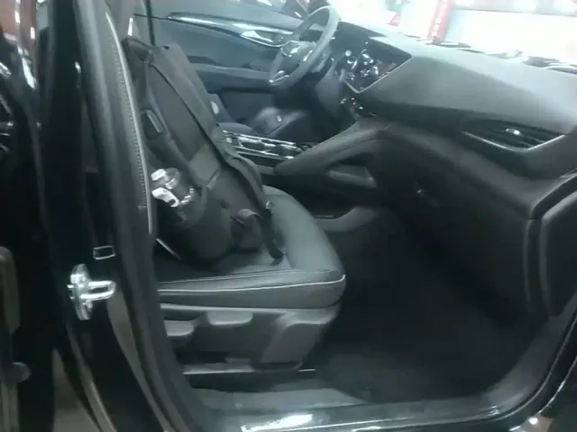 Buick Envision Plus — Фото автомобиля 24
