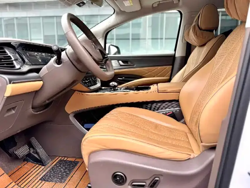 Denza Denza D9 2022 DM-i 970 AWD Flagship — Фото автомобиля 7