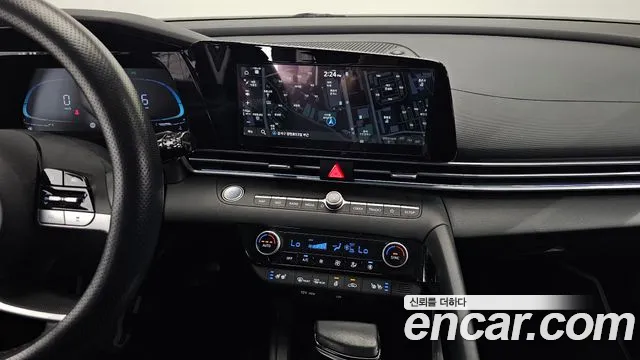 Hyundai Avante CN7 — Фото автомобиля 20