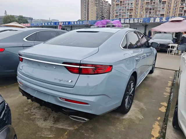 Geely Xingrui — Фото автомобиля 16