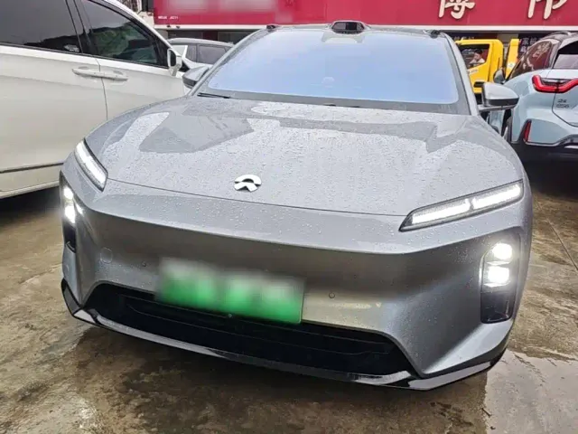 Nio ET5 Touring — Фото автомобиля 2