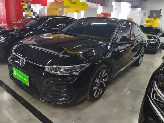 Фотография автомобиля — Volkswagen Passat