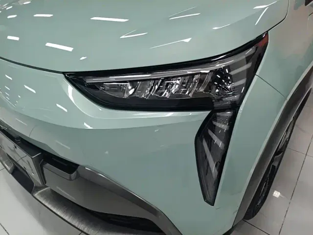 GAC Aion Y — Фото автомобиля 23