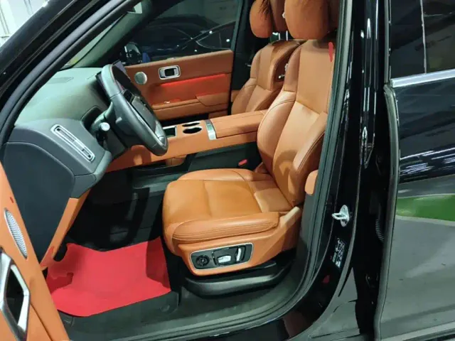 Li Auto L7 — Фото автомобиля 14