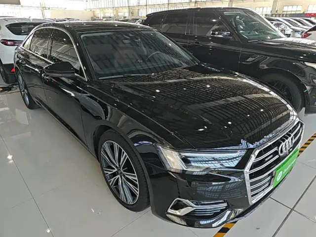 Audi A6L — Фото автомобиля 3