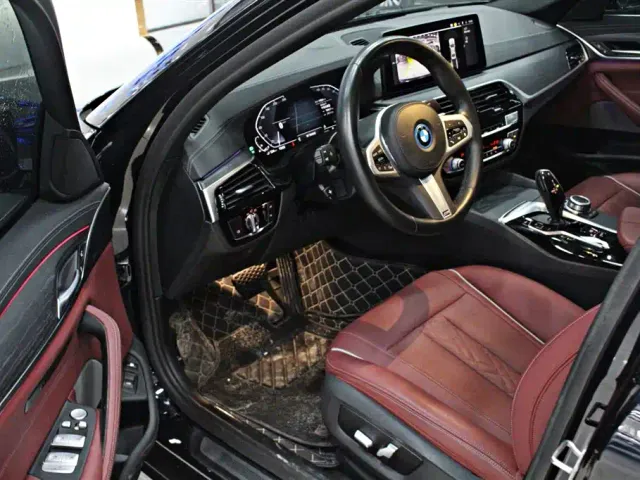 BMW 5 Series — Фото автомобиля 4