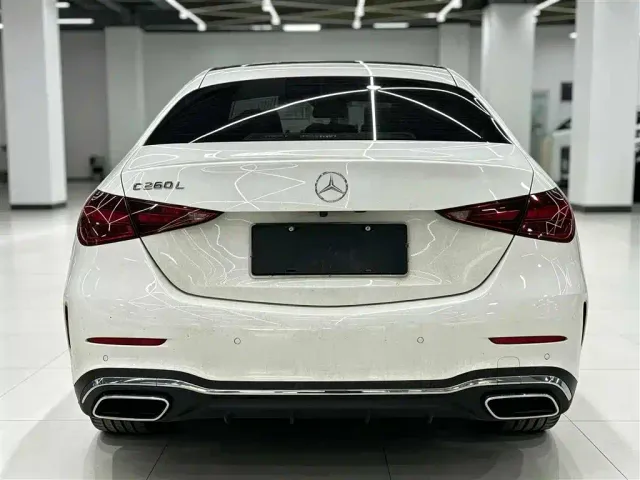 Mercedes-Benz C-Class — Фото автомобиля 4