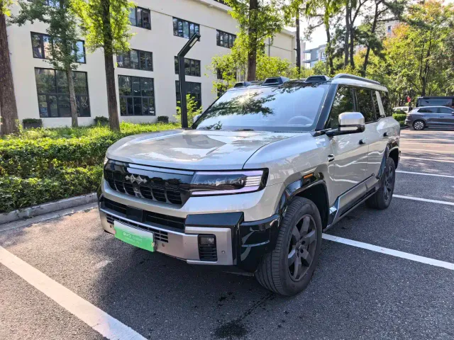 Фотография автомобиля — BYD FangChengBao Leopard 8