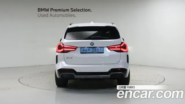 BMW iX3 G08 (2020–2024) — Фото автомобиля 4