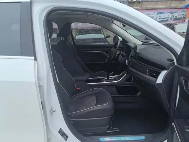 Haval H6 — Фото автомобиля 24