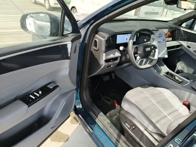 Geely Galaxy L7 — Фото автомобиля 15