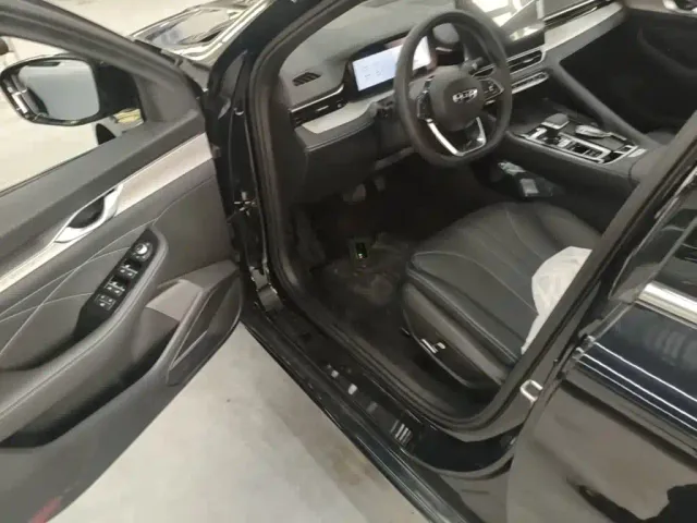 Geely Xingrui — Фото автомобиля 15