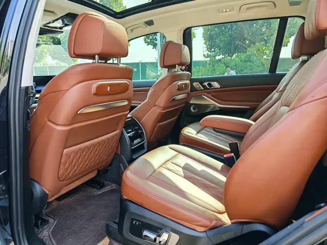 BMW X7 — Фото автомобиля 11