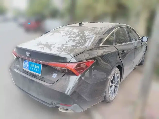 Toyota Avalon — Фото автомобиля 5