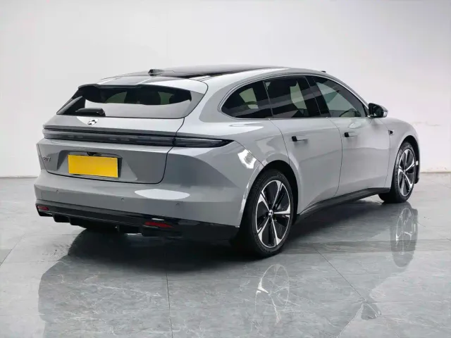 Nio ET5 Touring — Фото автомобиля 8