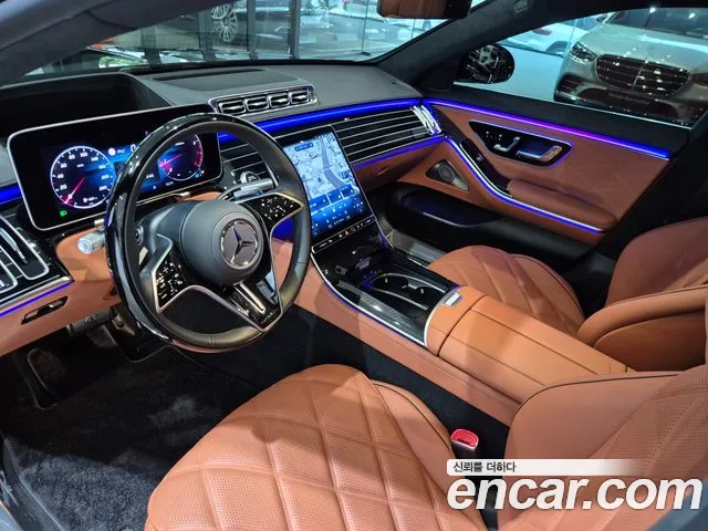 Mercedes-Benz S-Class — Фото автомобиля 16