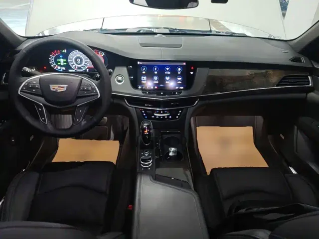 Cadillac CT6 — Фото автомобиля 9