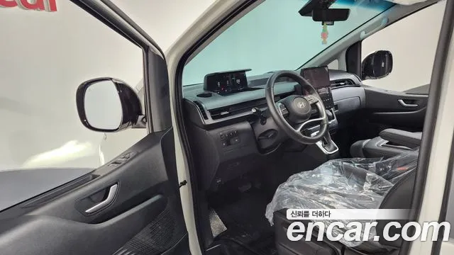 Hyundai Staria Staria 4WD Tourer 11 мест — Фото автомобиля 10