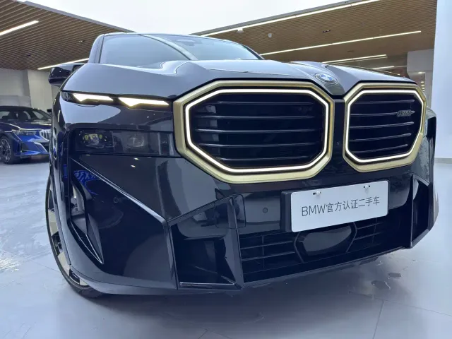 BMW XM — Фото автомобиля 5