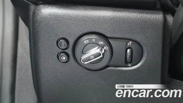 MINI Cooper — Фото автомобиля 26