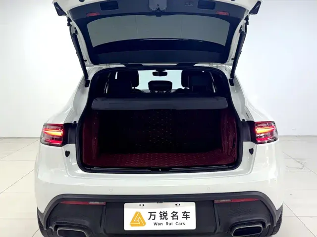 Porsche Macan — Фото автомобиля 5