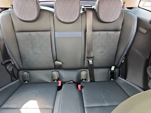 MINI Hatch — Фото автомобиля 22