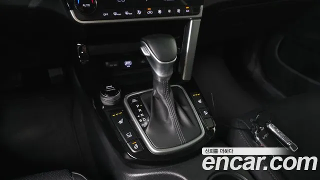 Kia Seltos — Фото автомобиля 12