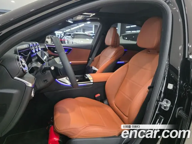 Mercedes-Benz C-Class W206 — Фото автомобиля 10