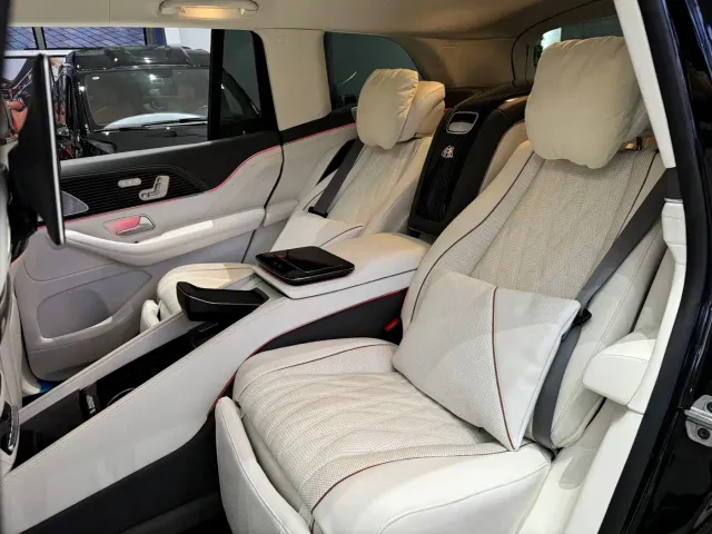 Mercedes-Benz GLS-Class — Фото автомобиля 16