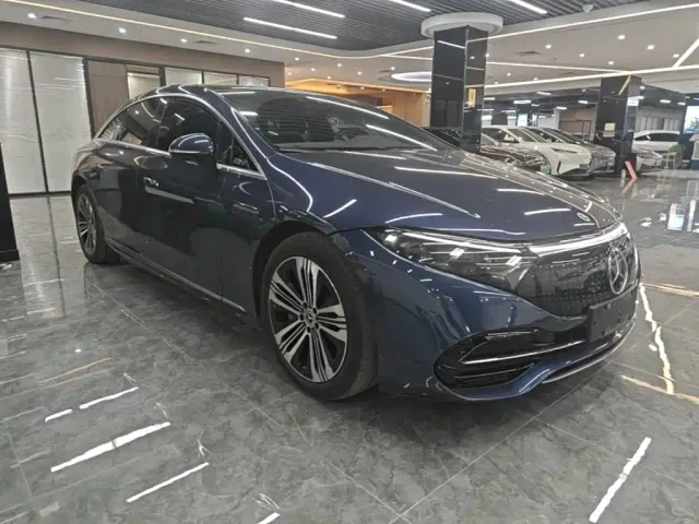 Mercedes-Benz EQS — Фото автомобиля 3
