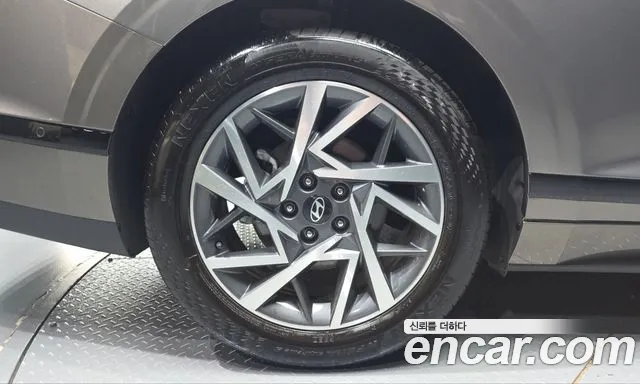 Hyundai Grandeur GN7 — Фото автомобиля 5