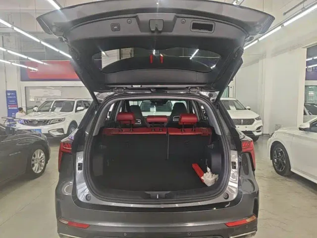 Changan CS75 Plus — Фото автомобиля 18